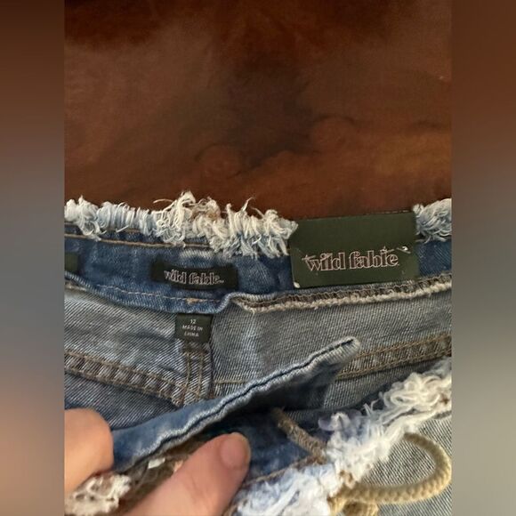 Wild Fable Lace Up Front Jean Shorts Size 8 or Size 14 NWT - Picture 5 of 15